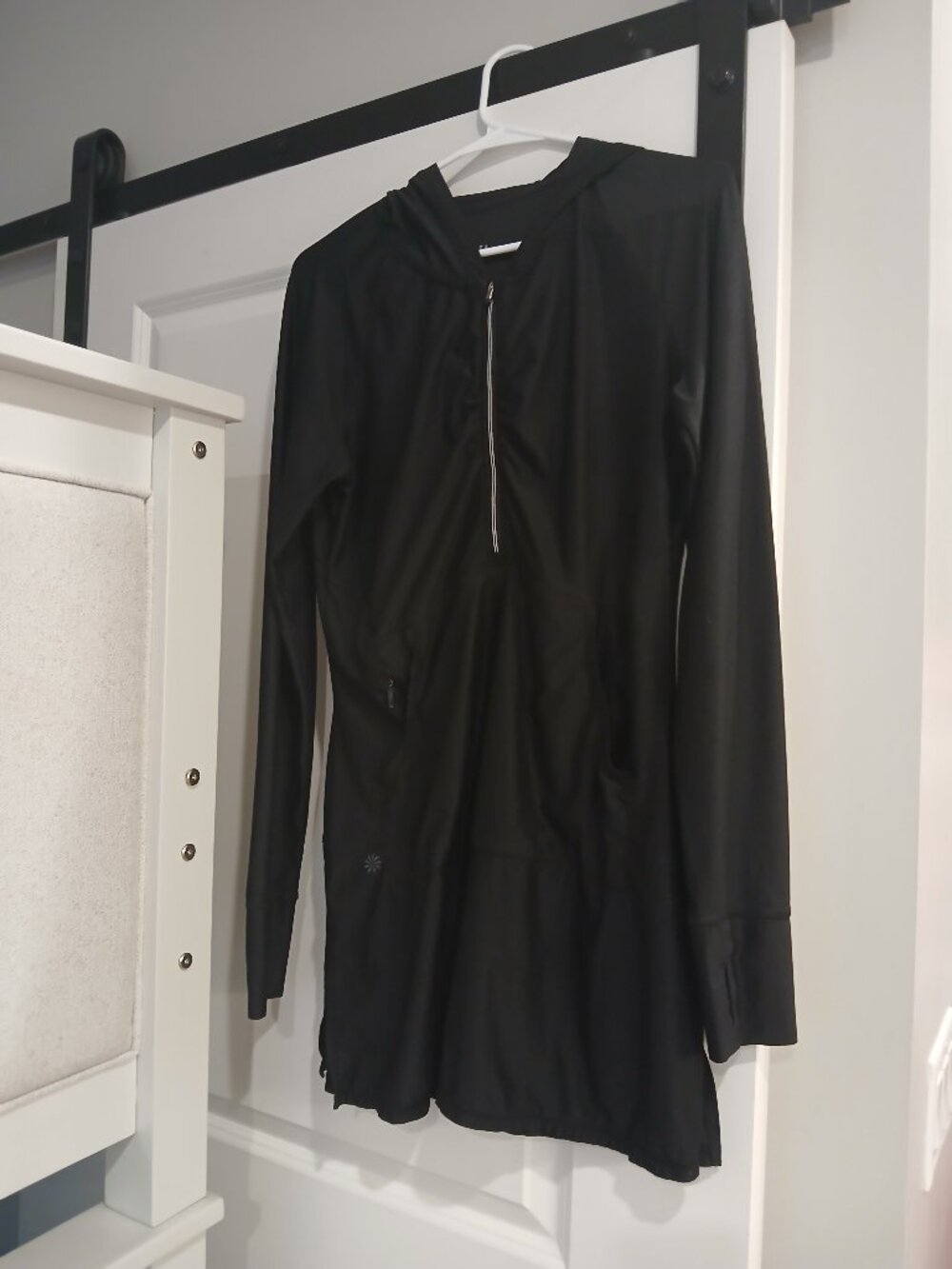 GREAT M BLACK ATHLETA SILKY DRESS!!!